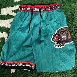 Memphis Grizzlies Men’s basketball shorts
